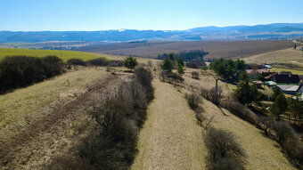 Pozemok ideálny na záhradu – 1238 m² - 8