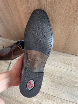 Nenosené- Originál Bugatti spoločenské poltopánky 44 - 8