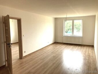 Veľký 3 izb. byt za 690,- mesačne PRENÁJOM - 8