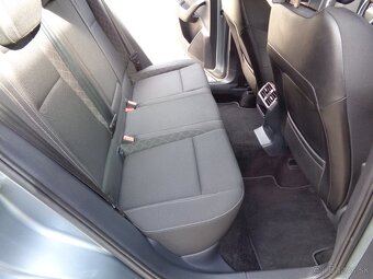 Skoda Karoq 1.6 TDI Executive DSG - 8