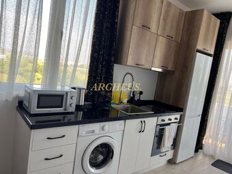 2 izbový apartmán pri mori v Albánsku s terasou, 50m2 - 8