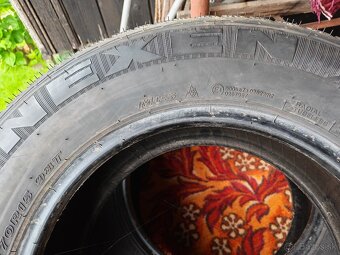 215/70r15 zimné na SUV - 8