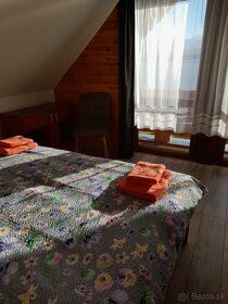 Drevenica MARKA úplne na brehu Liptovskej Mary - 8