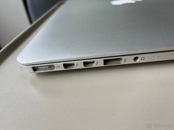 MacBook Pro Retina 13” (Late 2013) – 8 GB RAM, 250 GB SSD - 8