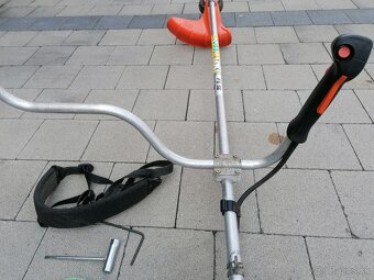 Krovinorez STIHL FS56 - 8