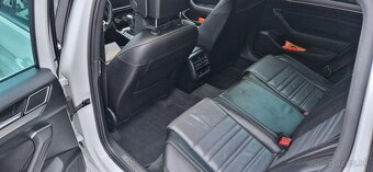 Volkswagen Passat Variant - 8