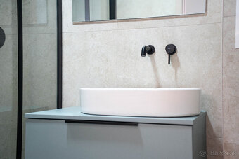 Kompletne zrekonštruovaný 3 izb. v tichej lokalite - 8