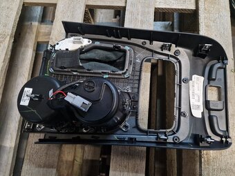 Diely interiéru Jeep Grand Cherokee WK2 2017 Summit - 8