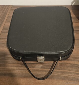 Kufrikový písací stroj Consul 231.3 po servise - 8