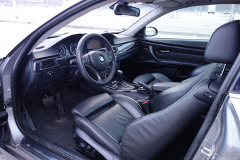 BMW E92 335i - 8