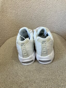Nike Airmax 95 White Shoes - 8
