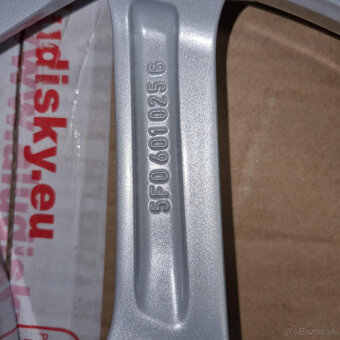 SEAT disky 5x112 R17 7J ET49 - 8