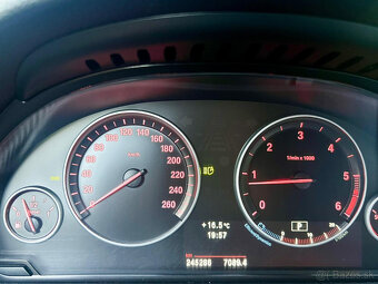BMW 525d xDrive (2012) - 8
