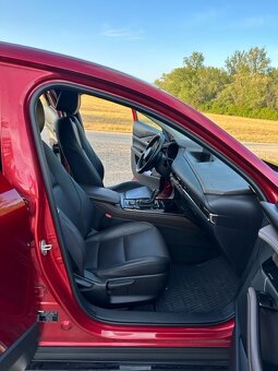 Mazda CX30 benzin 2,0 l - 8