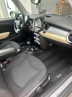 MINI COOPER D CLUBMAN - 8