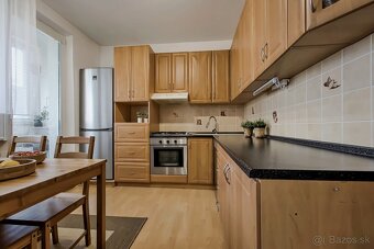 Rezervované 3 izbový byt s loggiou 78,78m2, V. Clementisa - 8