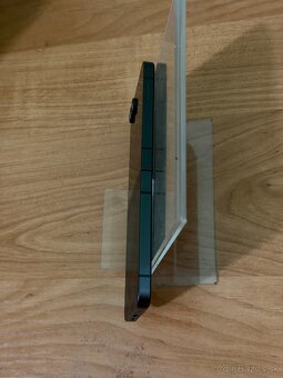 PREDANÉ Dobrý deň Ponúkam na predaj Samsung Galaxy Z Flip 6 - 8