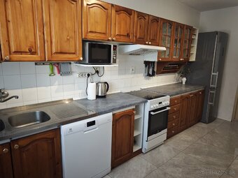 Kuchynská linka so spotrebičmi - 8