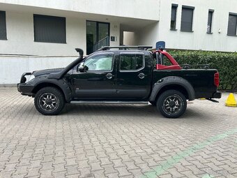 Nissan Navara DoubleCab 3.0 V6 dCi Platinum A/T Long - 8