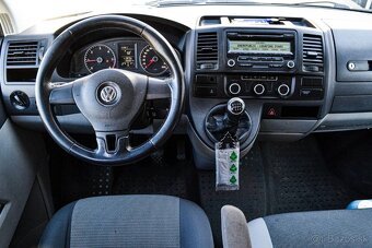 Volkswagen Caravelle 2.0TDi - 8