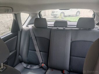 Mazda 3 - 8