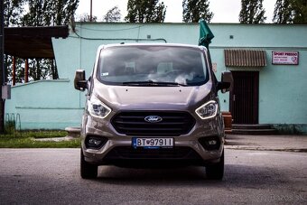 Ford Transit Custom - 9-miestne vozidlo + Starlink - 8