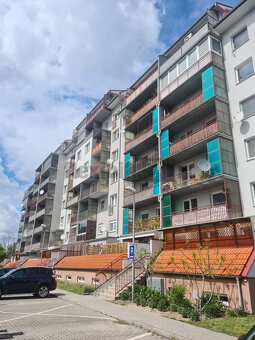 Zariadený 1,5 izbový byt 43,33 m2 s lodžiou Geologická BA2 - 8