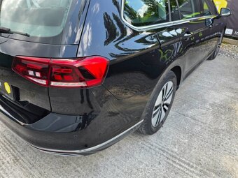 Volkswagen Passat Variant 1.4 TSI GTE Plug-In Hybrid 160 kW - 8