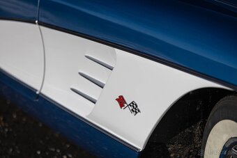 Chevrolet Corvette C1 283 cui (4.6 L) - 8