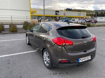 KIA Cee’d 1.6 CRDi Platinum – TOP výbava - 8