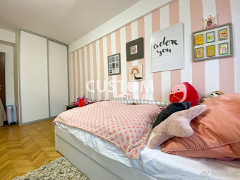 Veľký 2 izbový zrekonštruovaný byt s balkónom v centre - 8