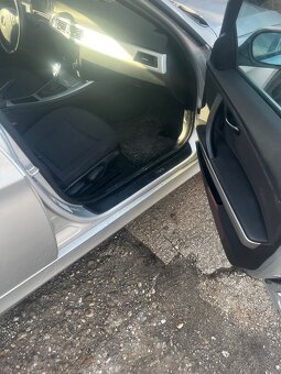 BMW 3 avtomaticka 2008 - 8