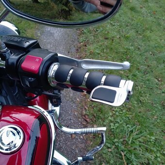 Yamaha Raider XV 1900 - 8