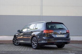 VOLKSWAGEN PASSAT 2.0 TDI BMT 110kW Comfortline DSG 2017 - 8