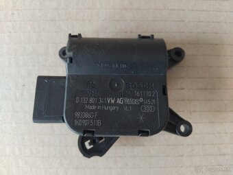 servomotor kurenia a klimatizácie Octavia 2, Superb 2 - 8