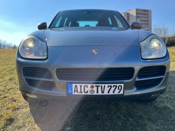 Porsche Cayenne 4.5 S - 8
