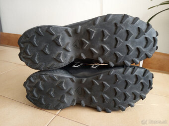Panske bezecke tenisky SALOMON Speed Cross 3. - 8