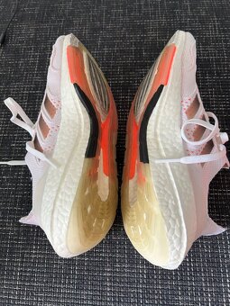 Tenisky Adidas na behanie 38,5 - 8
