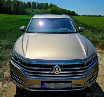 Na predaj Volkswagen Touareg 3.0 V6 - 8