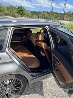 BMW e91 330d - 8