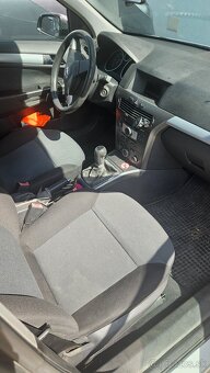 Opel Astra ST 2005 1.7 CDTI - 8