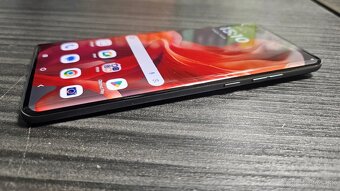 Poškodená Motorola G85 - puknutý lcd - 8