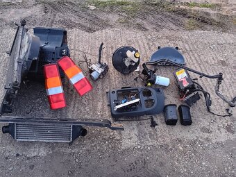 Predám nahrdne diely na Ford Transit - 8