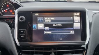 Predám Peugeot 208 1.2 benzín - 8