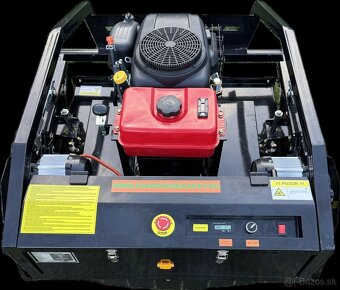 Svahová pásová kosačka 1000mm záběr - 8