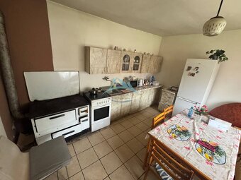 Na predaj: Rodinný dom / chalupa v obci Medovarce – 379 m² - 8