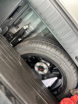 Hyundai Tucson 1.6 T-GDi Premium A/T 4x4 - 8