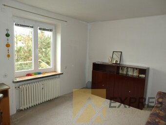 RK EXPRES - predaj 4 izbový byt v Handlovej, 90 m2, ul.29.au - 8