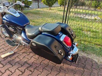 Suzuki C 800 VL 800 Intruder - 8