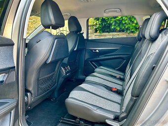 Peugeot 5008 1.5 BlueHDi Allure EAT8 7 miest - 8